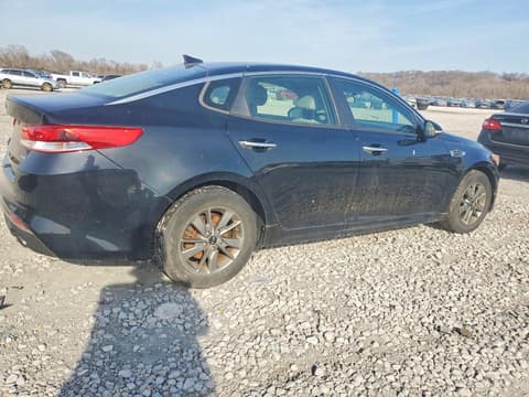2016 Kia Optima, VIN 5XXGT4L12GG077723. Фото 3 з 6 з аукціону Copart. Каталог авто зі США OpenDataCar.
