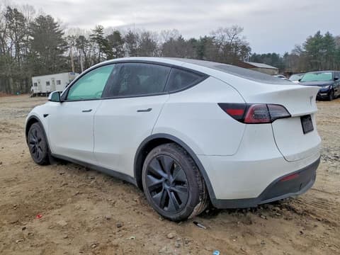 2025 Tesla Model Y, VIN 7SAYGAEE1SF295206. Фото 2 з 6 з аукціону Copart. Каталог авто зі США OpenDataCar.