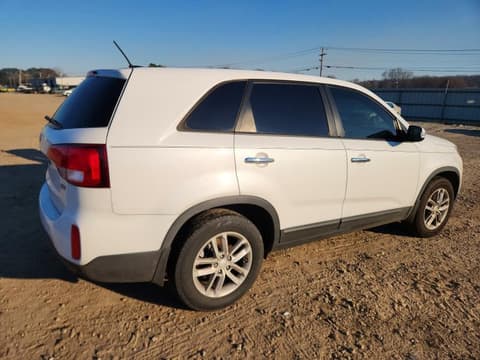 2015 Kia Sorento, VIN 5XYKT3A64FG590601. Фото 3 з 6 з аукціону Copart. Каталог авто зі США OpenDataCar.