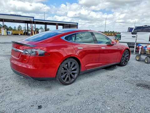 2016 Tesla Model S, VIN 5YJSA1E10GF124679. Фото 3 из 6 с аукциона Copart. Каталог авто из США OpenDataCar.