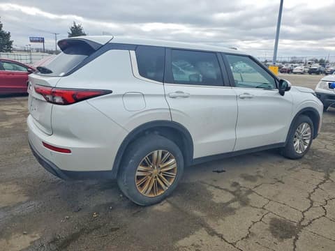 2023 Mitsubishi Outlander, VIN JA4J3TA87PZ007657. Фото 3 из 6 с аукциона Copart. Каталог авто из США OpenDataCar.