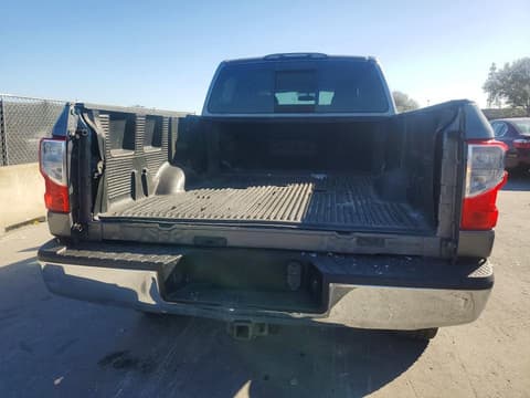 2017 Nissan Titan, VIN 1N6BA1F37HN573213. Фото 6 з 6 з аукціону Copart. Каталог авто зі США OpenDataCar.