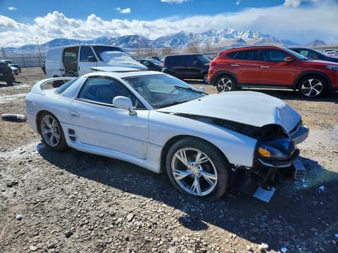1999 Mitsubishi 3000 GT, VIN JA3AM84J2XY002577. Zdjęcie 4 z 6 z aukcji Copart. Katalog aut z USA OpenDataCar.