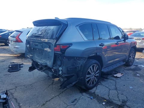 2025 Lexus LX 600, VIN JTJGB7CX9S4073077. Zdjęcie 3 z 6 z aukcji Copart. Katalog aut z USA OpenDataCar.