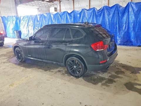 2015 Bmw X1, VIN WBAVL1C57FVY29229. Фото 2 з 6 з аукціону Copart. Каталог авто зі США OpenDataCar.