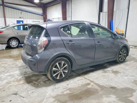 2018 Toyota Prius C, VIN JTDKDTB32J1601038. Фото 3 з 6 з аукціону Copart. Каталог авто зі США OpenDataCar.