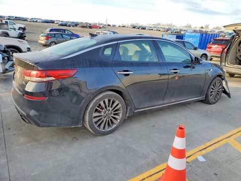 2019 Kia Optima, VIN 5XXGV4L27KG330823. Фото 3 з 6 з аукціону Copart. Каталог авто зі США OpenDataCar.