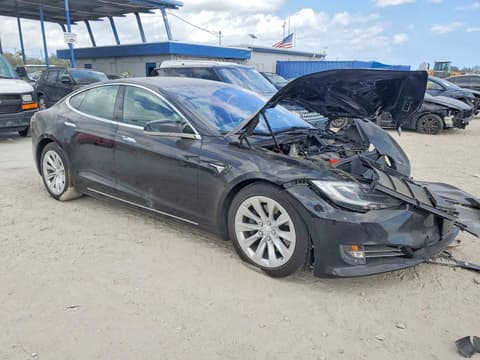 2020 Tesla Model S, VIN 5YJSA1E20LF358954. Фото 4 з 6 з аукціону Copart. Каталог авто зі США OpenDataCar.