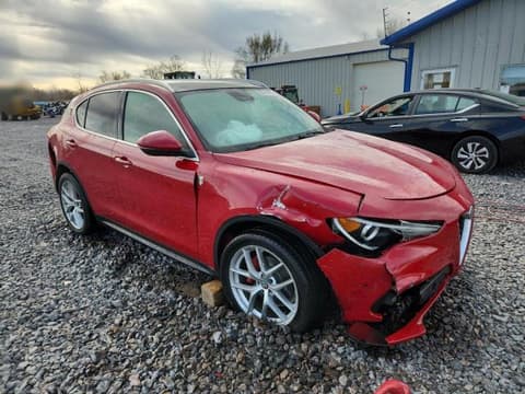 2019 Alfa romeo Stelvio, VIN ZASPAKBN7K7C41734. Фото 4 з 6 з аукціону Copart. Каталог авто зі США OpenDataCar.