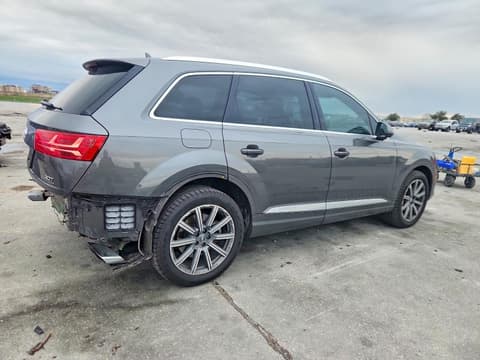 2018 Audi Q7, VIN WA1VAAF72JD047760. Фото 3 з 6 з аукціону Copart. Каталог авто зі США OpenDataCar.