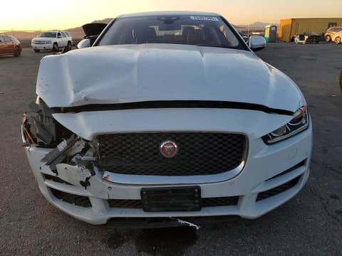2018 Jaguar XE, VIN SAJAH4EV9JCP17152. Фото 5 из 6 с аукциона Copart. Каталог авто из США OpenDataCar.