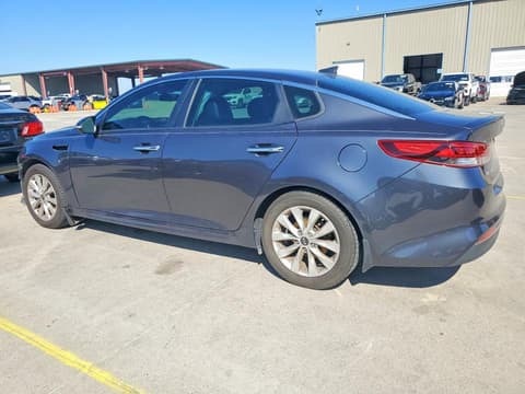 2018 Kia Optima, VIN 5XXGT4L34JG186449. Фото 2 з 6 з аукціону Copart. Каталог авто зі США OpenDataCar.