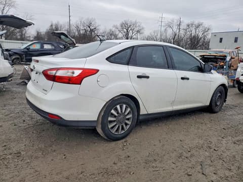 2013 Ford Focus, VIN 1FADP3E27DL183075. Фото 3 з 6 з аукціону Copart. Каталог авто зі США OpenDataCar.