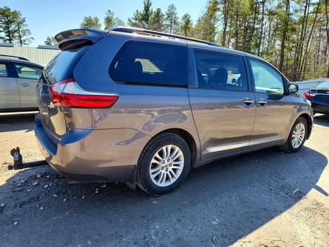 2016 Toyota Sienna, VIN 5TDYK3DC7GS742230. Zdjęcie 3 z 6 z aukcji Copart. Katalog aut z USA OpenDataCar.