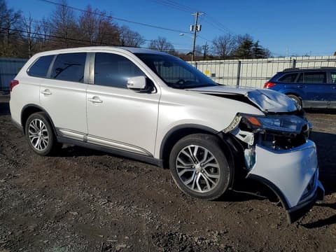 2017 Mitsubishi Outlander, VIN JA4AZ3A33HZ007269. Фото 4 з 6 з аукціону Copart. Каталог авто зі США OpenDataCar.