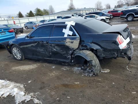 2013 Chrysler 300, VIN 2C3CCASTXDH538311. Фото 2 з 6 з аукціону Copart. Каталог авто зі США OpenDataCar.
