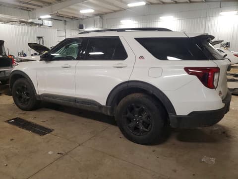 2024 Ford Explorer, VIN 1FMSK8JH0RGA10047. Фото 2 з 6 з аукціону Copart. Каталог авто зі США OpenDataCar.