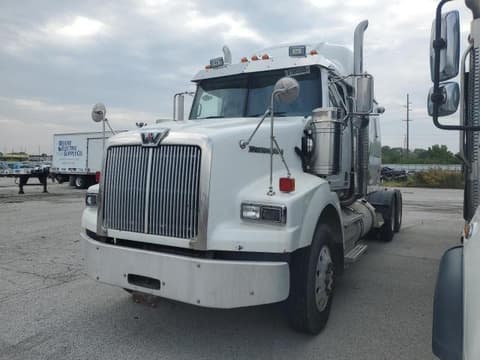 2013 Western star/auto car , VIN 5KJJALDR6DPFB8415. Фото 2 з 6 з аукціону Copart. Каталог авто зі США OpenDataCar.