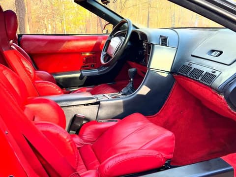 1991 Chevrolet Corvette, VIN 1G1YZ23J1M5800588. Фото 5 з 6 з аукціону Copart. Каталог авто зі США OpenDataCar.