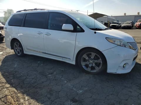 2014 Toyota Sienna, VIN 5TDXK3DCXES480843. Фото 4 з 6 з аукціону Copart. Каталог авто зі США OpenDataCar.