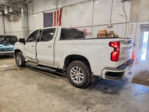 2022 Chevrolet Silverado, VIN 2GCUDEED3N1513303. Фото 2 з 6 з аукціону Copart. Каталог авто зі США OpenDataCar.