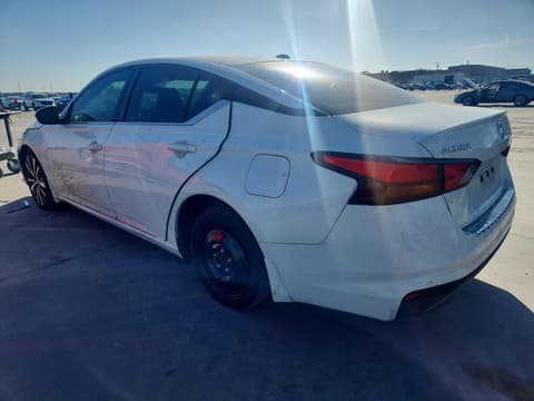 2022 Nissan Altima, VIN 1N4BL4CV8NN352600. Фото 2 з 6 з аукціону Copart. Каталог авто зі США OpenDataCar.