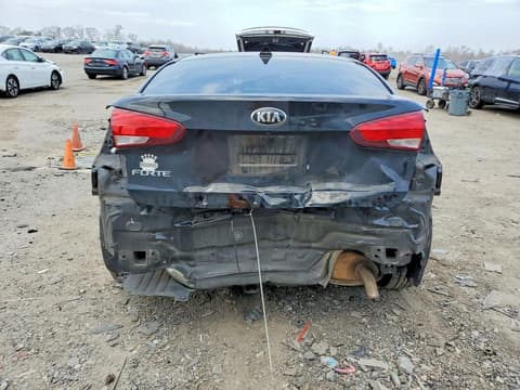 2018 Kia Forte, VIN 3KPFL4A76JE275496. Фото 6 з 6 з аукціону Copart. Каталог авто зі США OpenDataCar.