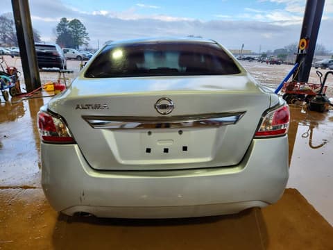 2015 Nissan Altima, VIN 1N4AL3AP5FC137957. Фото 6 з 6 з аукціону Copart. Каталог авто зі США OpenDataCar.