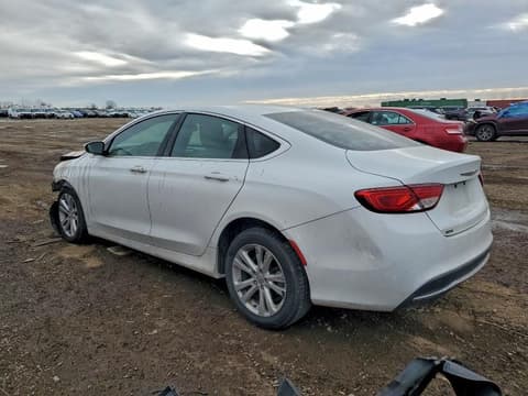 2015 Chrysler 200, VIN 1C3CCCABXFN743299. Фото 2 з 6 з аукціону Copart. Каталог авто зі США OpenDataCar.