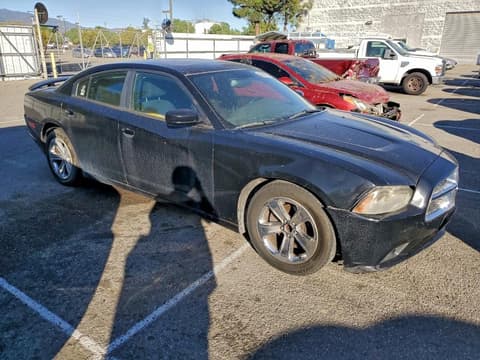 2013 Dodge Charger, VIN 2C3CDXHG4DH513009. Фото 4 з 6 з аукціону Copart. Каталог авто зі США OpenDataCar.