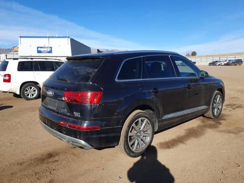 2017 Audi Q7, VIN WA1VAAF75HD030039. Фото 3 з 6 з аукціону Copart. Каталог авто зі США OpenDataCar.