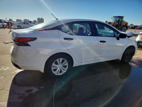 2021 Nissan Versa, VIN 3N1CN8DV0ML908589. Фото 3 з 6 з аукціону Copart. Каталог авто зі США OpenDataCar.