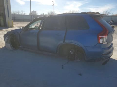 2020 Volvo XC90, VIN YV4BR0CM5L1538976. Фото 2 з 6 з аукціону Copart. Каталог авто зі США OpenDataCar.