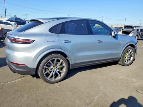 2022 Porsche Cayenne, VIN WP1BE2AY8NDA51058. Фото 3 з 6 з аукціону Copart. Каталог авто зі США OpenDataCar.