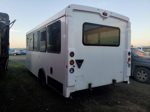 2022 Ford E-450, VIN 1FDFE4FN8NDC13148. Фото 2 з 6 з аукціону Copart. Каталог авто зі США OpenDataCar.