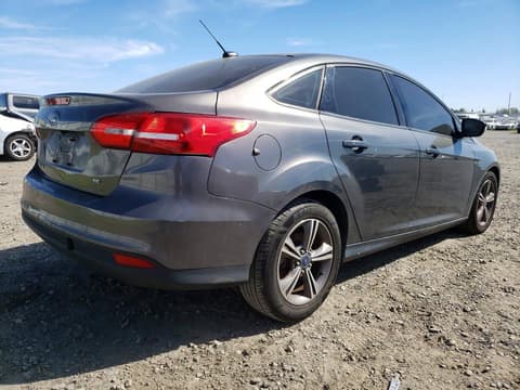 2017 Ford Focus, VIN 1FADP3FE3HL281681. Фото 3 из 6 с аукциона Copart. Каталог авто из США OpenDataCar.