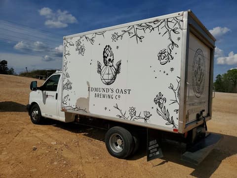 2017 Chevrolet Express 3500, VIN 1GB3GSCF8H1351768. Фото 2 з 6 з аукціону Copart. Каталог авто зі США OpenDataCar.