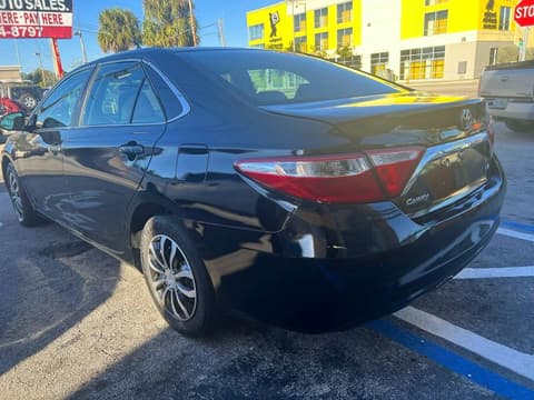 2016 Toyota Camry, VIN 4T1BF1FK3GU583975. Фото 3 з 6 з аукціону Copart. Каталог авто зі США OpenDataCar.