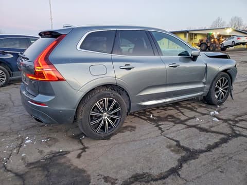 2019 Volvo XC60, VIN LYV102RL4KB247184. Фото 3 з 6 з аукціону Copart. Каталог авто зі США OpenDataCar.