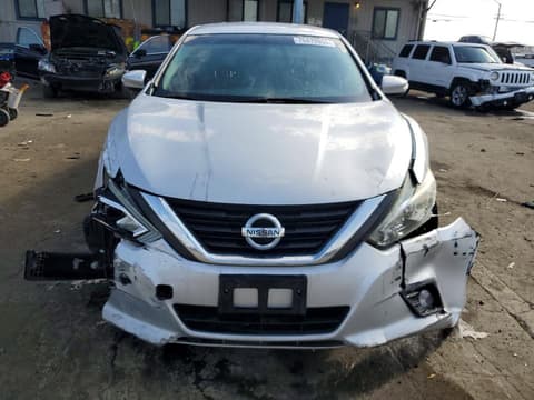 2018 Nissan Altima, VIN 1N4AL3AP1JC175162. Фото 5 з 6 з аукціону Copart. Каталог авто зі США OpenDataCar.
