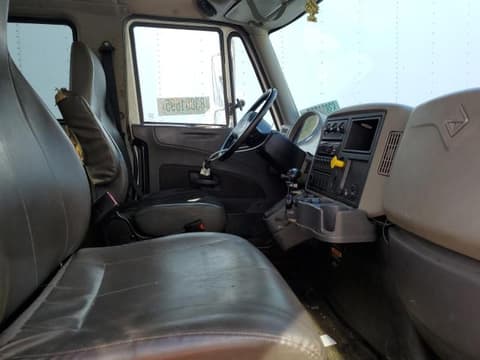 2017 International 4000-Series, VIN 1HTMMMML1HH410016. Zdjęcie 5 z 6 z aukcji Copart. Katalog aut z USA OpenDataCar.