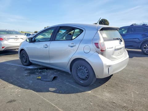 2013 Toyota Prius C, VIN JTDKDTB31D1528071. Фото 2 з 6 з аукціону Copart. Каталог авто зі США OpenDataCar.