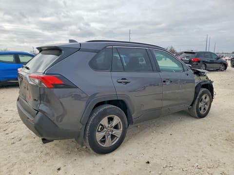 2024 Toyota RAV4, VIN 2T3W1RFV0RW364202. Фото 3 з 6 з аукціону Copart. Каталог авто зі США OpenDataCar.