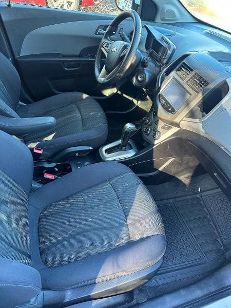 2015 Chevrolet Sonic, VIN 1G1JC6SH2F4126968. Фото 5 з 6 з аукціону Copart. Каталог авто зі США OpenDataCar.