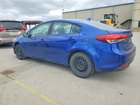2018 Kia Forte, VIN 3KPFK4A7XJE276203. Фото 2 з 6 з аукціону Copart. Каталог авто зі США OpenDataCar.