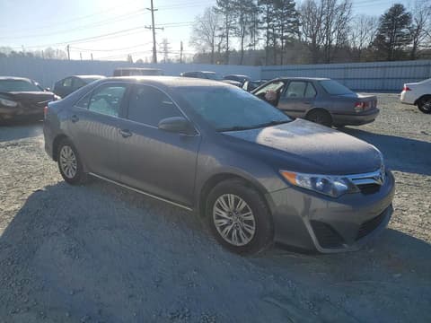 2014 Toyota Camry, VIN 4T1BF1FK2EU435586. Фото 4 з 6 з аукціону Copart. Каталог авто зі США OpenDataCar.