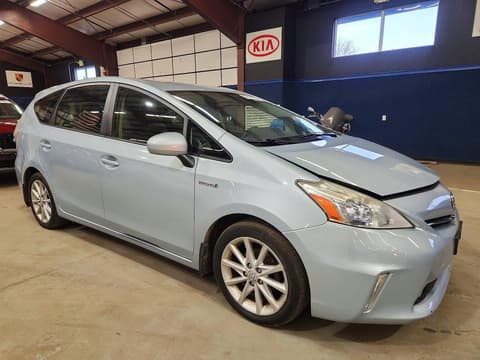 2013 Toyota Prius V, VIN JTDZN3EU8D3246790. Фото 4 з 6 з аукціону Copart. Каталог авто зі США OpenDataCar.