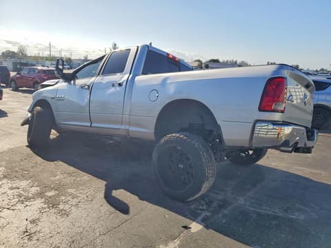 2018 Ram 1500, VIN 1C6RR6GT2JS195371. Фото 2 з 6 з аукціону Copart. Каталог авто зі США OpenDataCar.