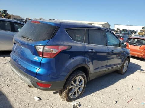 2017 Ford Escape, VIN 1FMCU0GD1HUE56261. Фото 3 з 6 з аукціону Copart. Каталог авто зі США OpenDataCar.