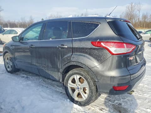 2015 Ford Escape, VIN 1FMCU9GX8FUB44238. Фото 2 з 6 з аукціону Copart. Каталог авто зі США OpenDataCar.